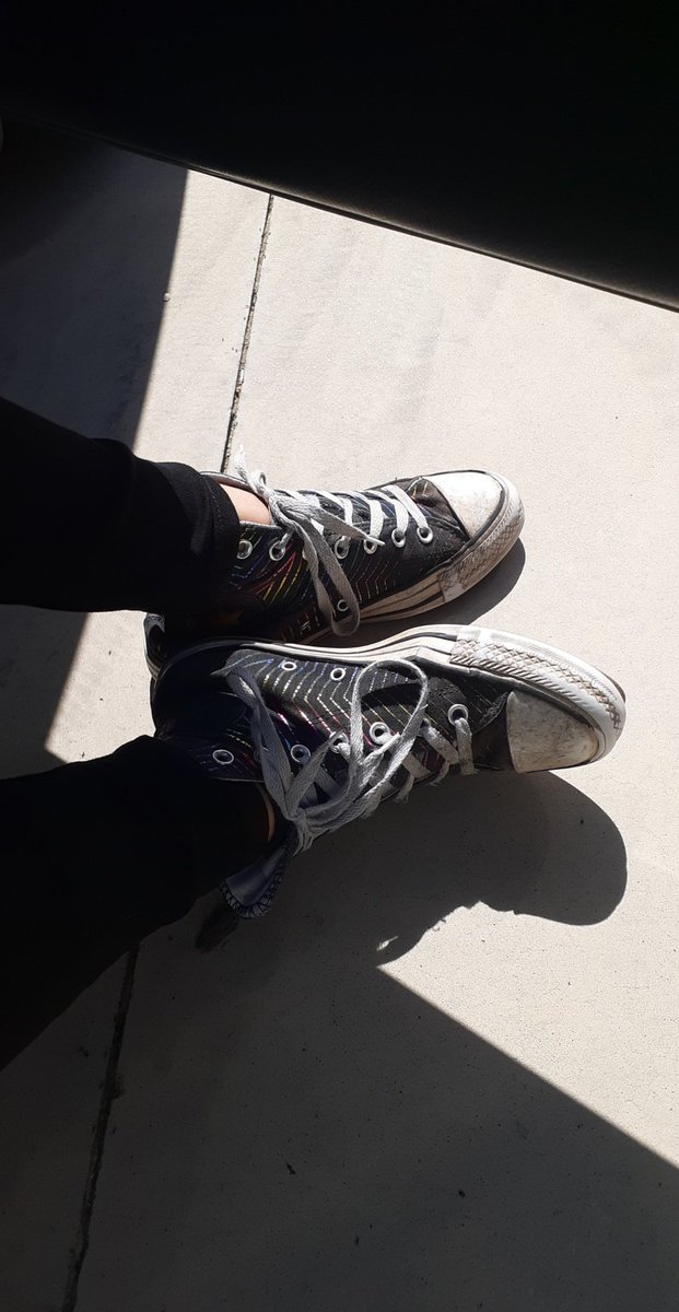 BillieWildeLove's tweet photo. I have some old converse shoes for sale. Very worn.
Who would like them?
#oldshoes #femdom #shoes #oldconverse https://t.co/rm6V5kIDt7