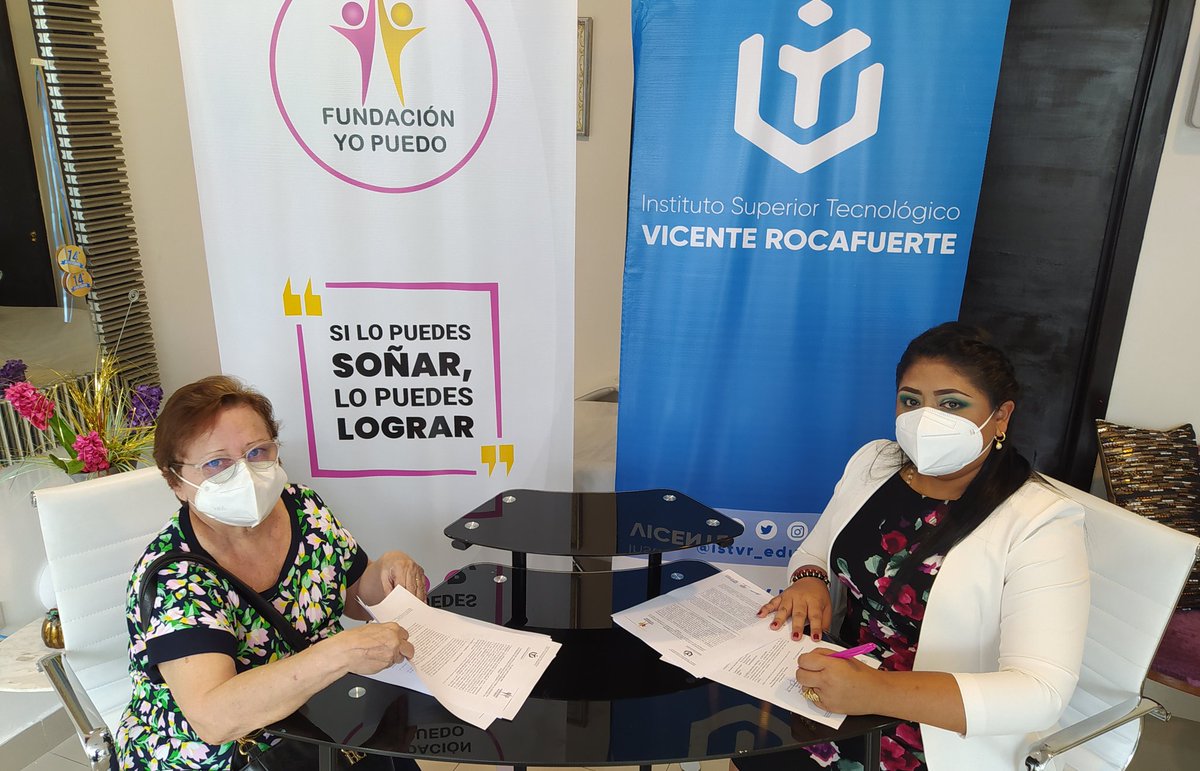 istvr_edu_ec's tweet photo. Comunicamos que el @istvr_edu_ec suscribió un convenio de vinculación con la sociedad con la Fundación @yopuedoec, ONG que fortalece las capacidades de las mujeres a través del emprendimiento. Estudiantes de nuestras carreras participaran en las actividades con la comunidad https://t.co/Rj74SykZMr