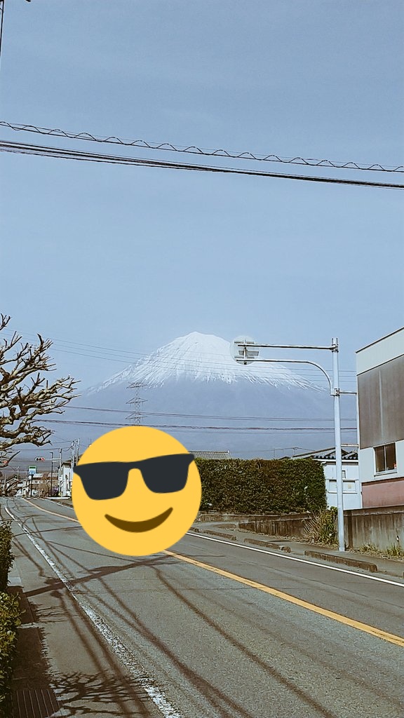 ニンジャ Spicyclub 悲報 出かけたのに財布を忘れる ２回目 今日は暖かいから富士山行って 富士宮やきそば食べて 牧場でソフトクリーム食べて 温泉入るためにタオルとパンツも持って出ました でも財布を忘れました 富士山のふもとまで来て気づき