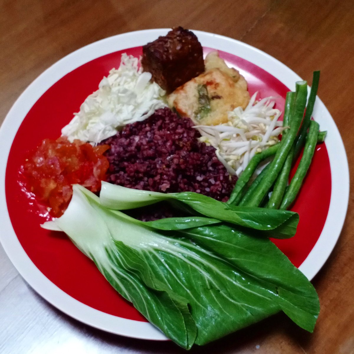 erikarlebang's tweet image. Menu Melarat?

Yang penting bikin sehat! Dari pada jatuh sakit dan biaya pengobatannya selangit?

#FoodCombining #FoodCombiningItuGampang #AlkalineDiet #DietAlkaline #PlantBased #PlantBasedDiet #RawFood #RawFoodDiet #SehatItuMurah #SakitItuMahal