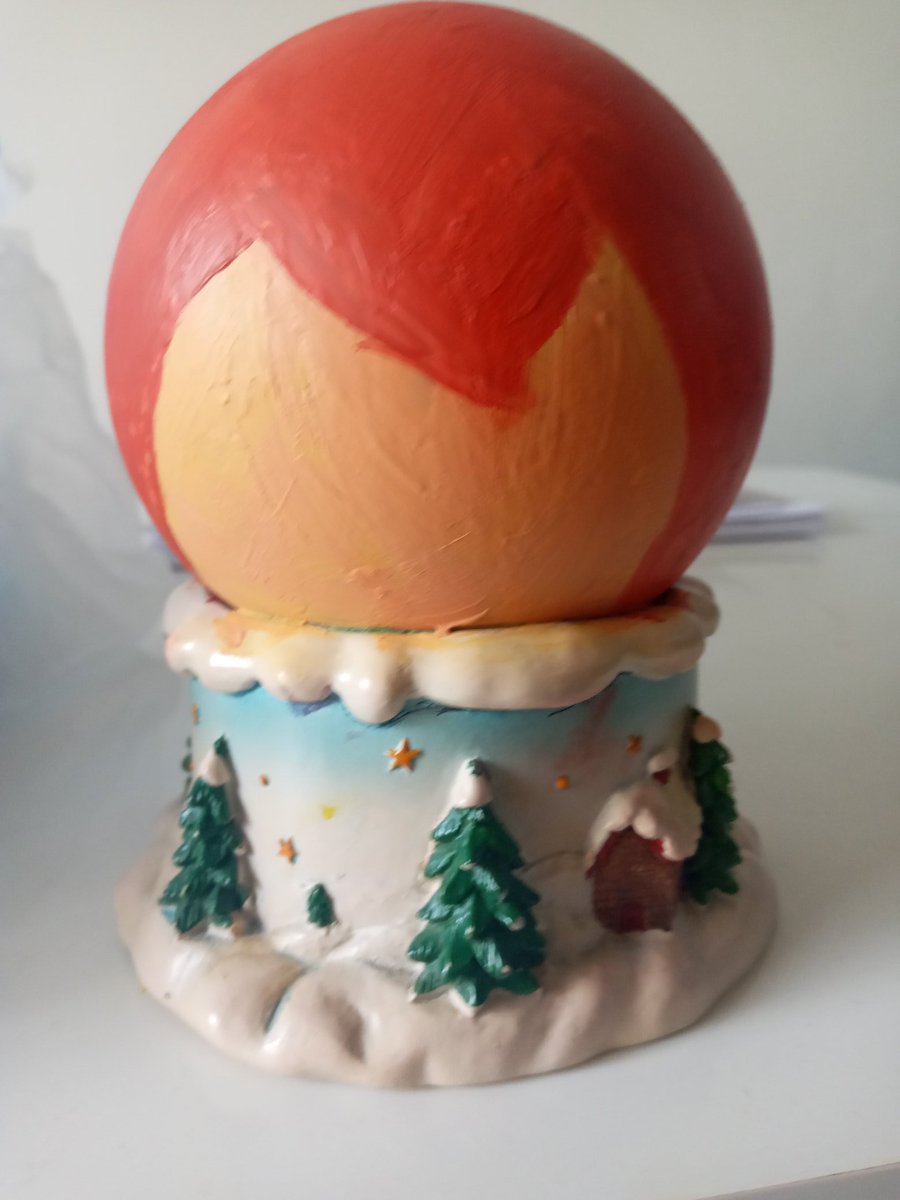MiaTouya's tweet photo. Childe ball that i wanted to make but ends up looking like diluc #childe #GenshinImpact https://t.co/bDRc6BRDDe