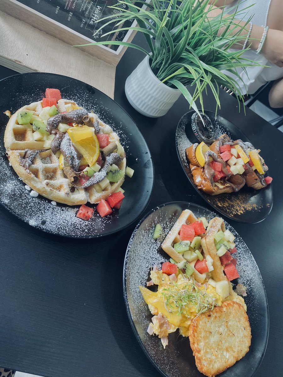 __lmmv's tweet photo. Mereces lo que sueñas, así que sueña en grande ✨

Brunch: breakfastespressobar, Aibonito

Súper rico y hermoso🤩♥️ https://t.co/DNV2InRUgK