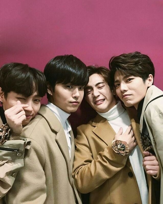 maliavi8's tweet photo. OK ! Keep Going😅❤

I Vote #TheRose for #StanWorld 
@TheRoseSound #더로즈 https://t.co/ChnJCeb17G