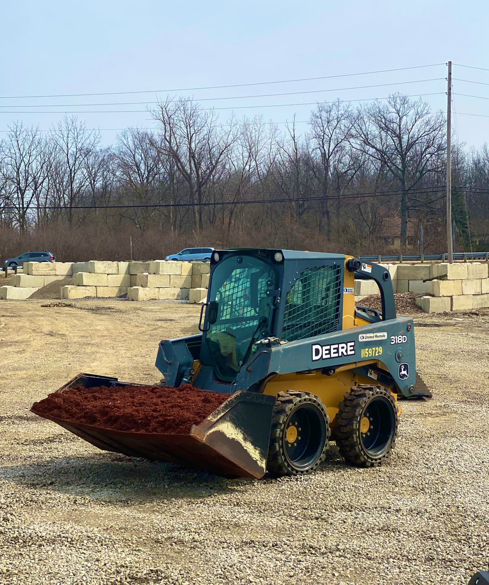 DirtCheapOhio's tweet photo. We’re open, fully stocked with mulch, gravel, and topsoil! Get an early start on your spring projects, and take advantage of this great weather. Stop in Mon-Fri 8a-5p, or Sat 8a-12p for everything you need for your landscape transformation. Delivery available! #shopsmall ☀️🌺🪴 https://t.co/FcsaslAb5g