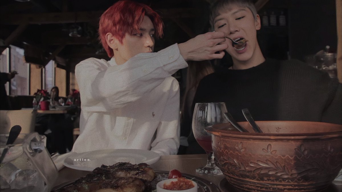 LTYLTN's tweet photo. #taeten : Ukraine ♡ https://t.co/dbWLAZ3nry