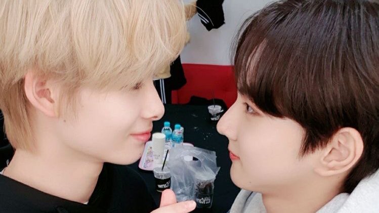 nnikikun's tweet photo. some things just never change ♡ https://t.co/V4tJPG81tg