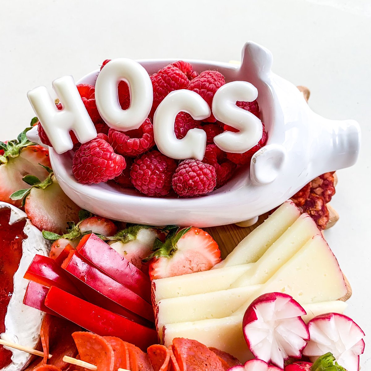 NobleGraze's tweet photo. Doing my part to bring all the luck to @RazorbackMBB with the right snacks! #Elite8 #MarchMadness  #WPS @EricPMusselman @DanyelleSargent https://t.co/7WfUSipl8u