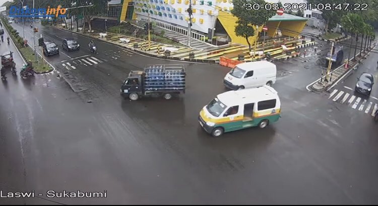 humasbandung_'s tweet photo. Arus lalu lintas di Jl. Laswi terpantau lancar nih. Semangat dalam beraktivitas yaa! ☺️ #lalinbdg #infolalin #bandung #laswi https://t.co/wxPiFuem05