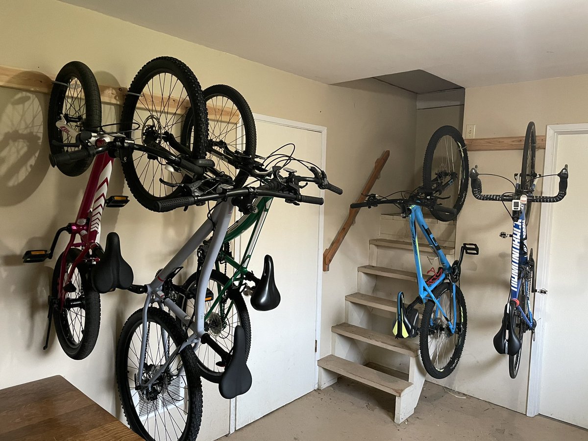 Charles Gallagher tweet media