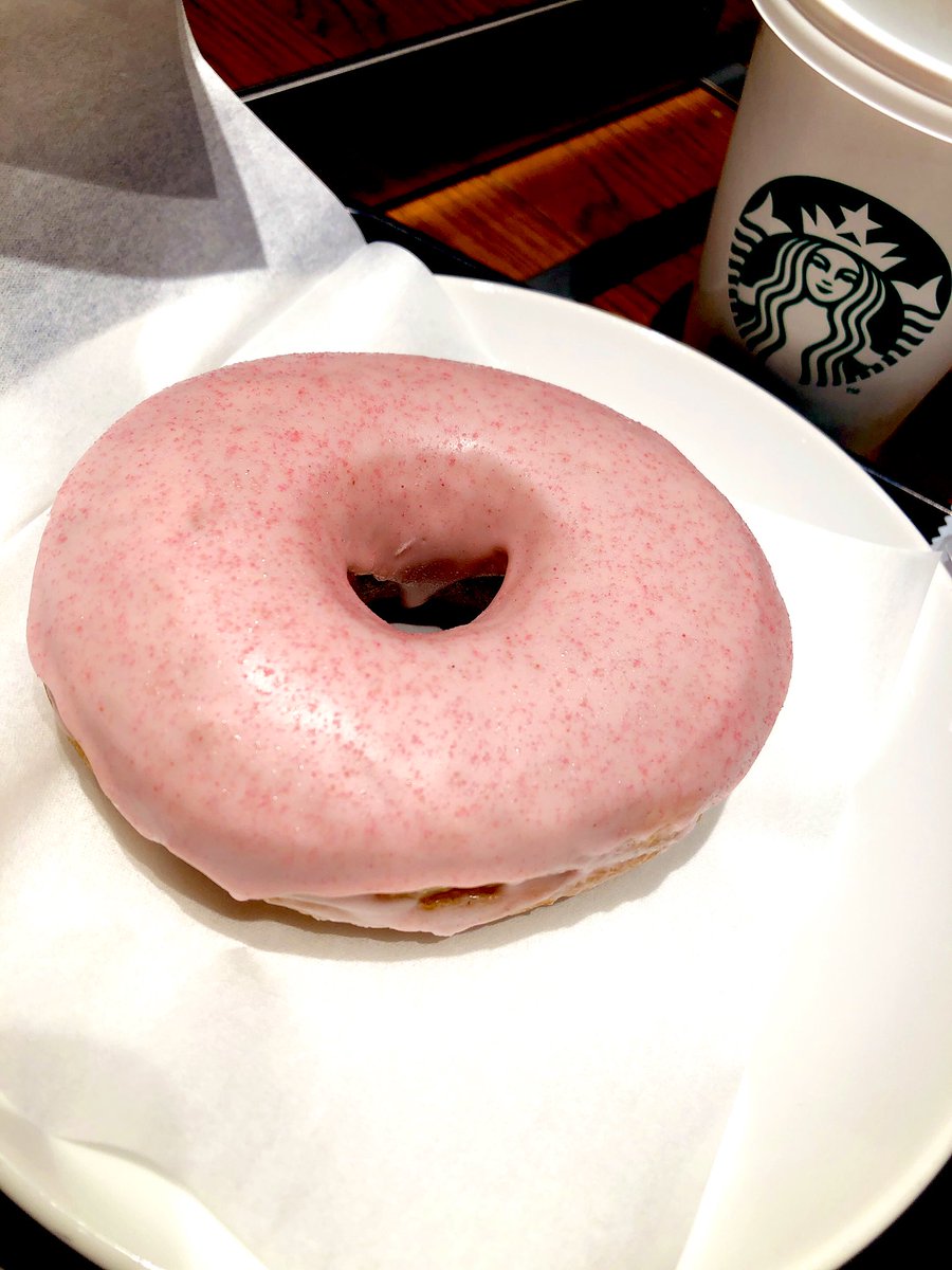 Cheersnurse's tweet photo. 夜勤前のパワーチャージ❤︎
平和でありますように。ナース誰しもが願う、この時間 https://t.co/hCKw1HAdyU