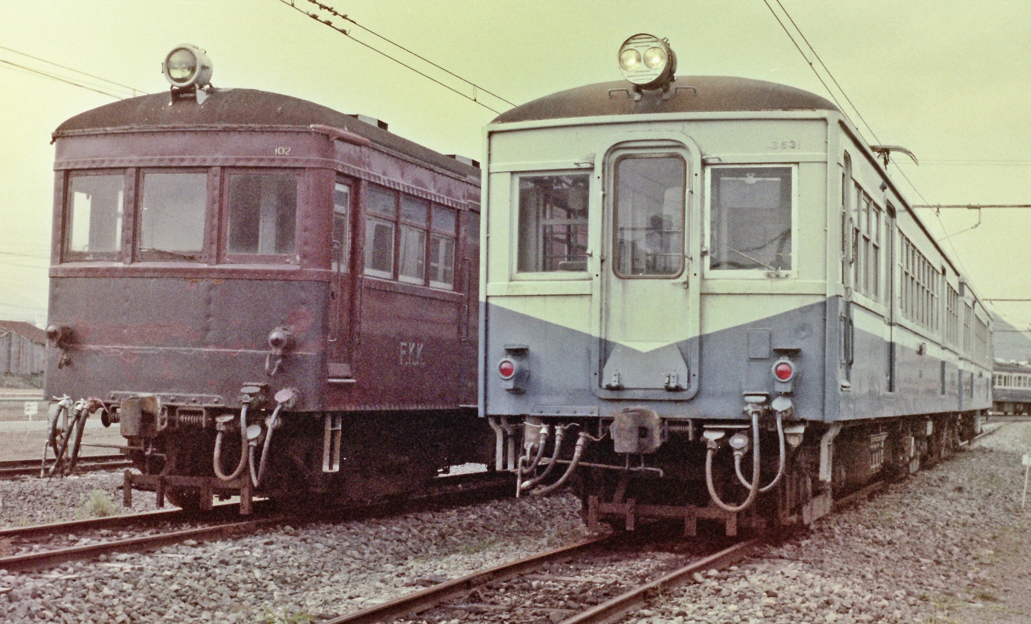 未使用1976年◆富士急行線開通50周年記念 ブロンズ製プレート 時車両 モ１形 空鉄 on X: 