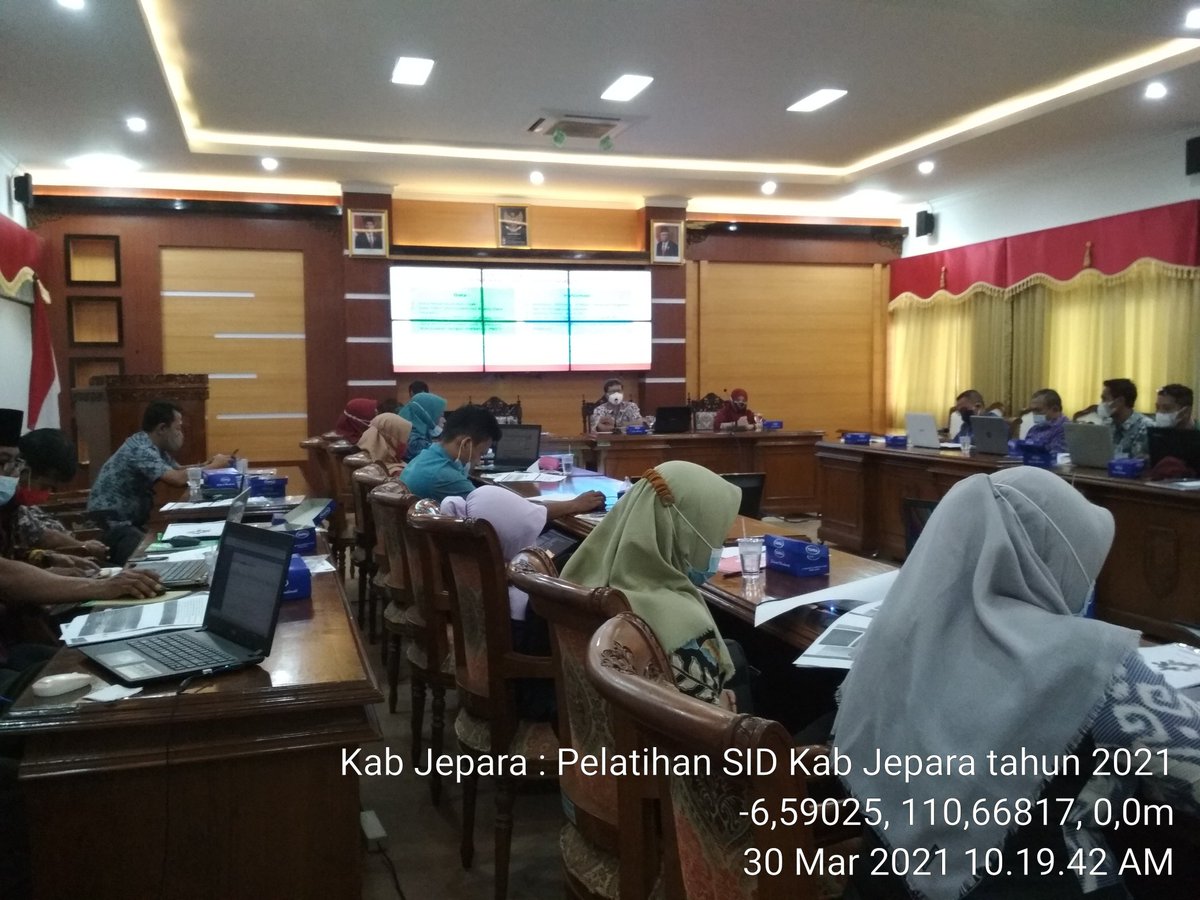Adibakrom3's tweet photo. Optimalisasi Pemanfaatan Forum Data Sistem Informasi Desa Lab Jepara 2021
@jokowi 
@halimiskandarnu 
@fachrilabalado 
@kemendespdtt 
@tppkemendes 
@ganjarpranowo 
@dinsospermasdes https://t.co/wVuTKzqyKs