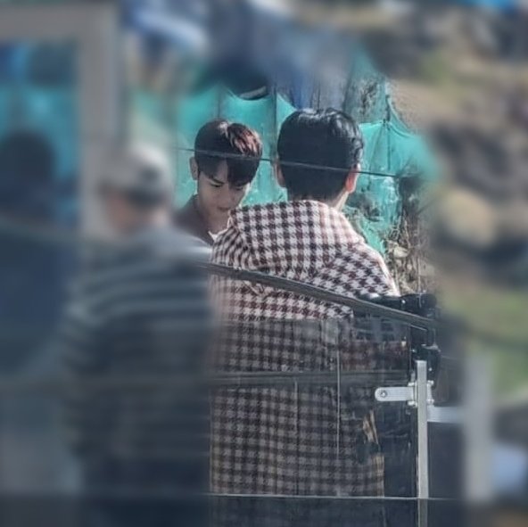 _geminids_night's tweet photo. @/iyunghyi2
https://t.co/pJQtYLbQbo
#민호 #키 #minho #key

저번 구해줘홈즈 91이들
촬영했던 집주인님이 오늘 올려주신 사진ㅍ_ㅍ)'ㅂ') https://t.co/zEOvVhViG5