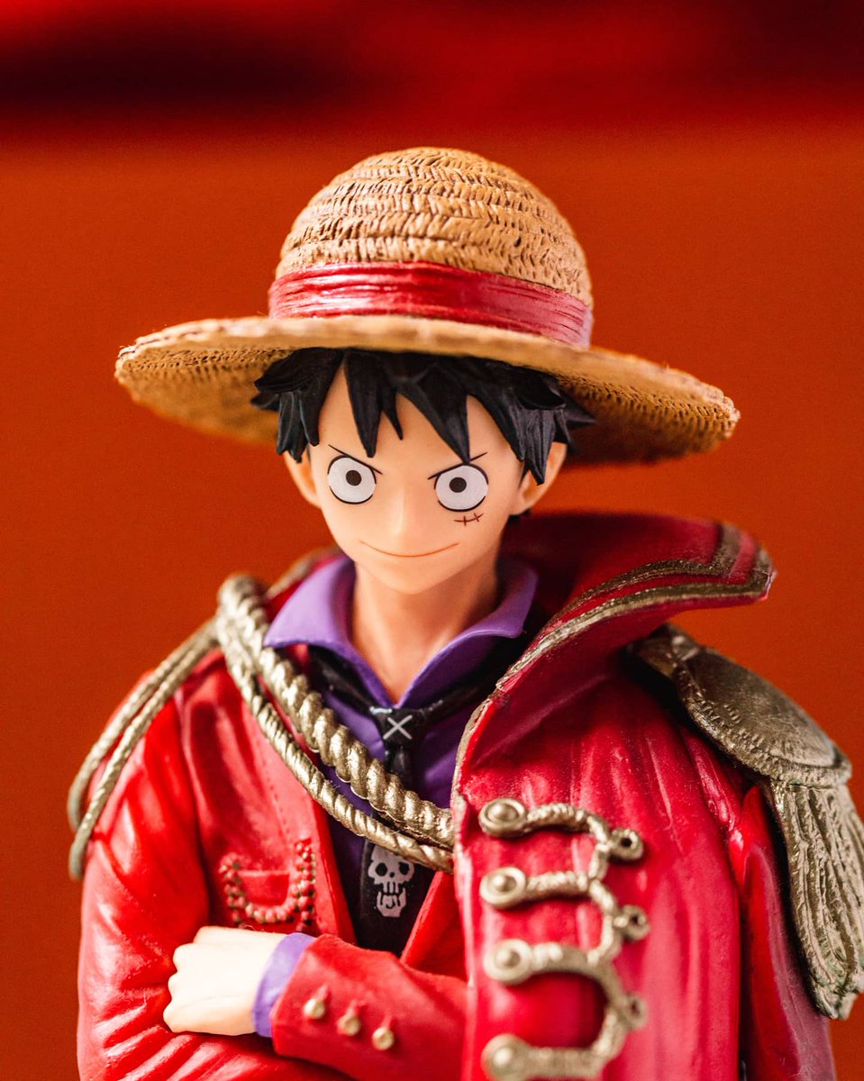TheSundayCo_'s tweet photo. Inspired by the one of the greats 👒☠️👑
He's the future Pirate King &amp; we love watching him on his adventure ⛵

Who's your favourite member of the Straw Hat Pirates?
.
.
.
#thesundayco #enamelpins #onepiece #onepiecepins #luffy #strawhat #strawhatpirates #mugiwara #luffypin https://t.co/JvU7BrXvZU