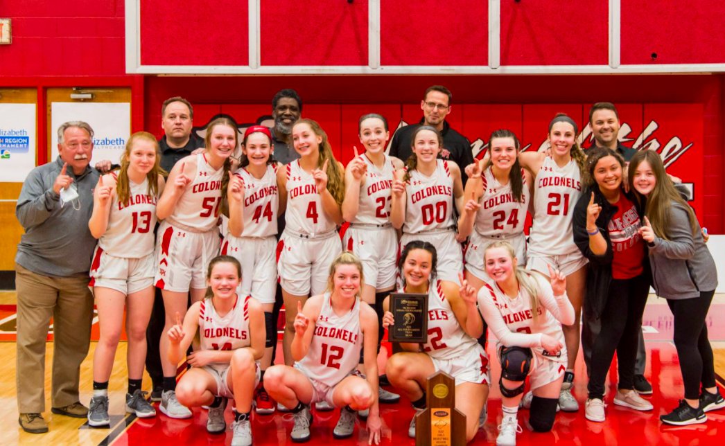 DHGirlsBBall's tweet photo. 9th Region Champions are your Dixie Colonels. The Colonels are headed to Rupp Arena! 

Dixie Heights 45
Notre Dame 43

Congrats to all! All-tourney team includes Reese Smith, @EllaSteczynski &amp; your 9th Region MVP is @lockard_sydney. #TogetherWeFly #GoDixie Photo credit @mefiggins https://t.co/8OXS7pwwuj