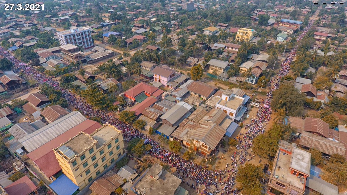 ThandarZin13's tweet photo. Even some townships are under pressure of coup, there’re still having lakhs of people protested against Dictatorship successfully in some township (such as Tangse Township).
27 March 2021
#SpringRevolutionMyanmar2021
#WhatsHappeningInMyanmar
#HearTheVoiceOfMyanmar https://t.co/XHpxTcyEEN