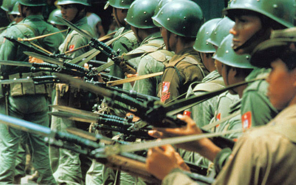 ミャンマー の感情分析 Nyakone