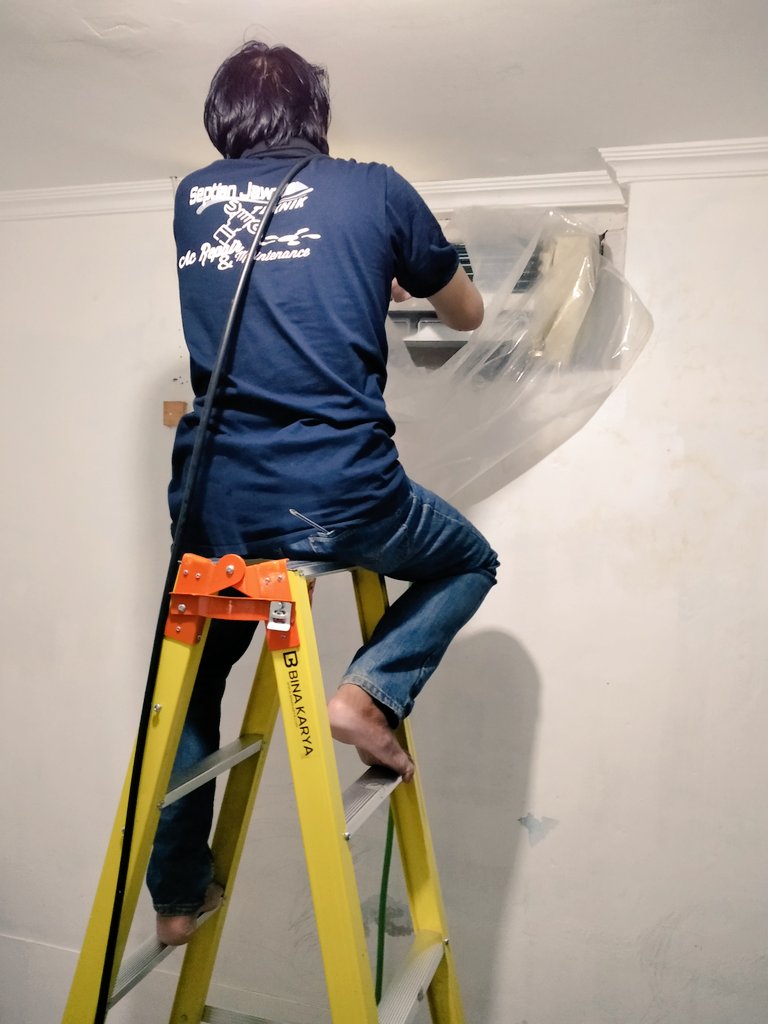 AcJawara's tweet photo. Bulan puasa tinggal beberapa hari lagi, agar puasanya lebih lancar yuk yg mau Servis AC / bongkar pasang AC bisa hubungi kami, 

Tlp/wa: 085754689082

#servisacjogjakarta #servisacjogjaminggu #servisacjogja #jasaservisacjogja #jasajogja #jasaservisjogja  #acjogja #jagajarakdulu https://t.co/qVLn7Kq6KB