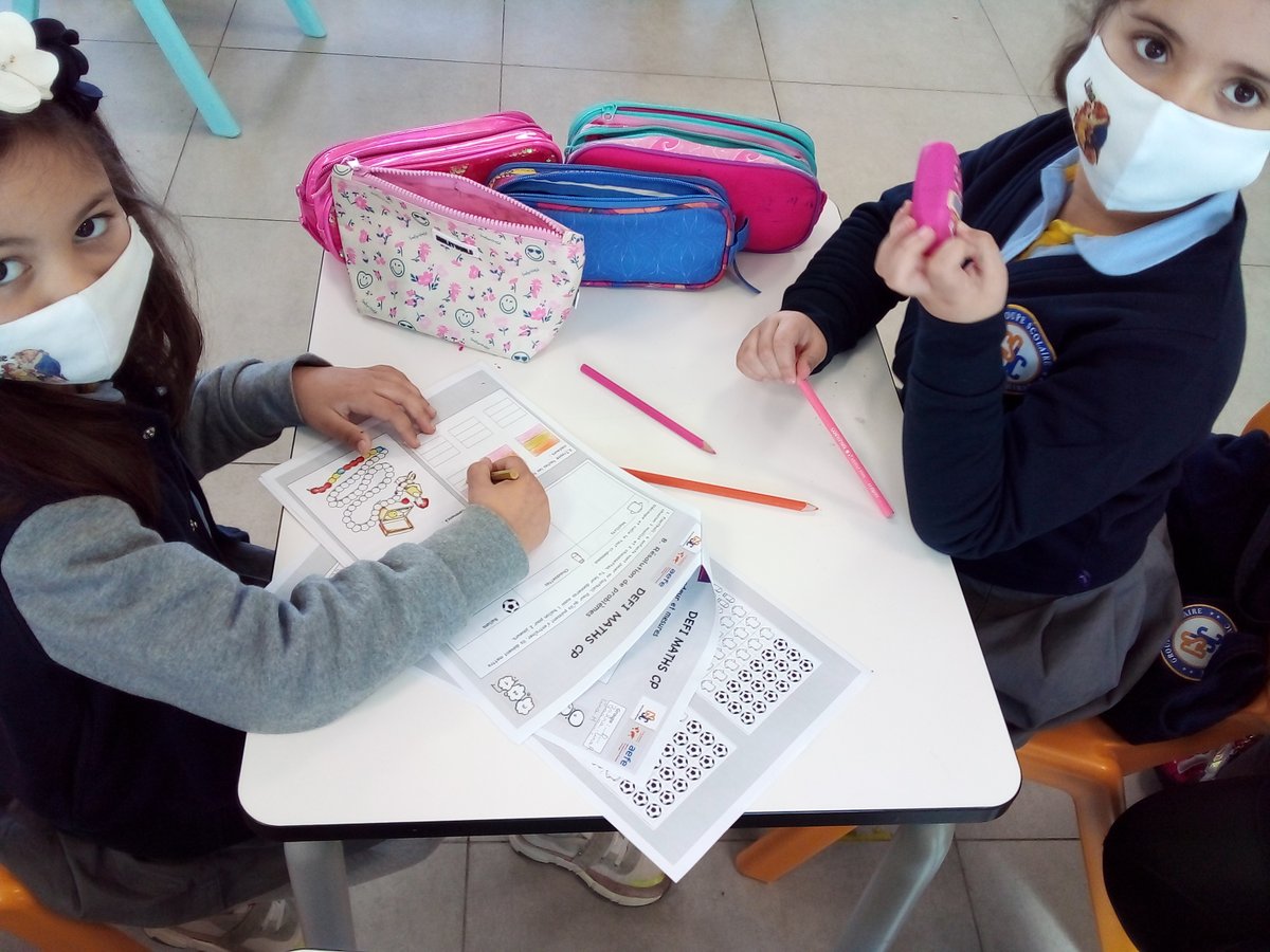 GsjcRabat's tweet photo. Pour la semaine des maths au #GSJC de Rabat, du CP au CM, tous les élèves ont relevé les défis, énigmes, et jeux de pistes ou de logique #Semainedesmathématiques #GroupeScolaireJacquesChirac #Maroc #Rabat #AEFE https://t.co/elRA0u9Kmw