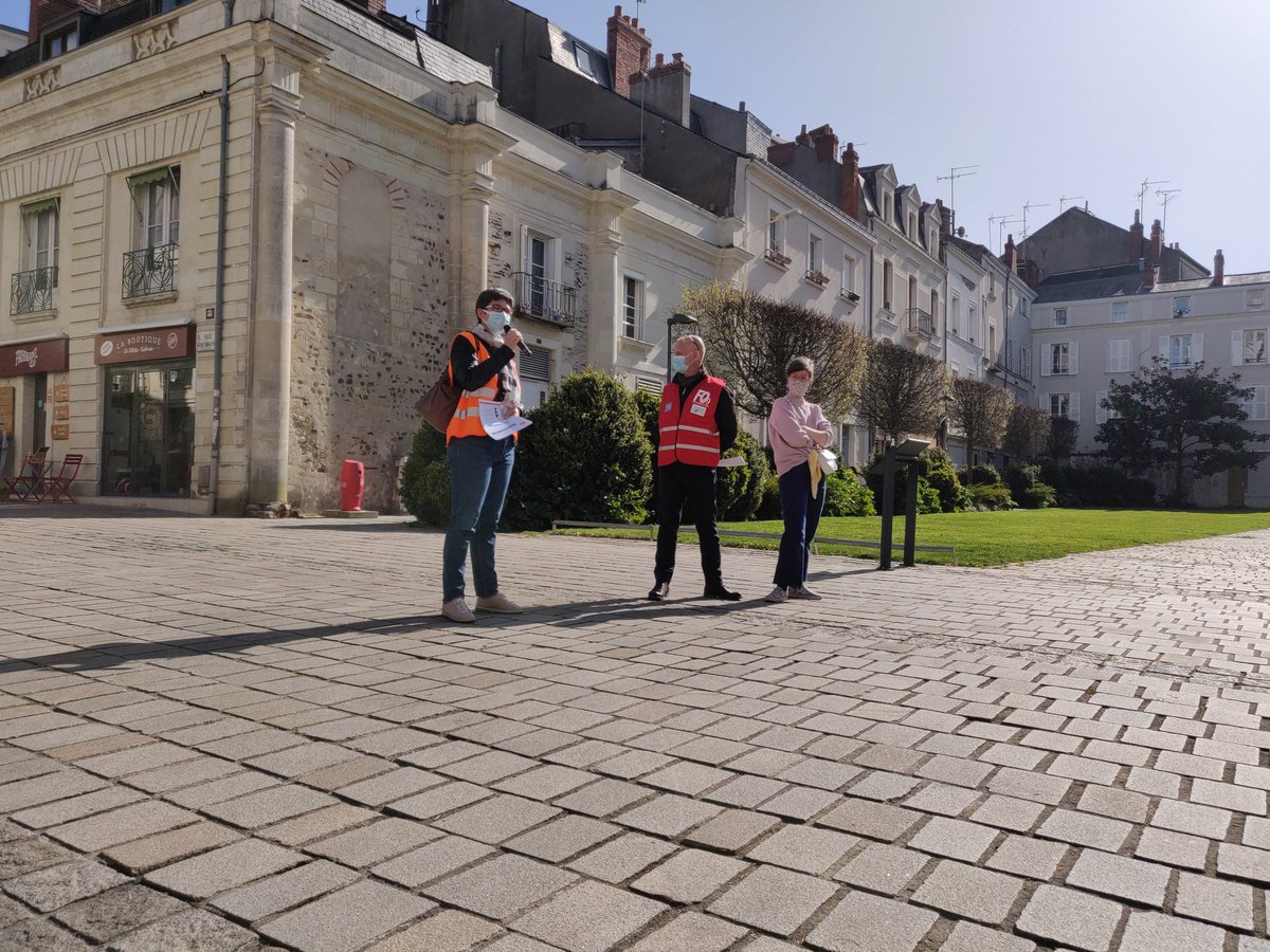 cfdt49's tweet photo. La CFDT avec le collectif Pas de bébé à la consigne, s'oppose au projet de réforme Taquet de la petite enfance, et demande des moyens pour accueillir les jeunes enfants, et pour revaloriser les personnels qui les accueillent https://t.co/plM64drsg9