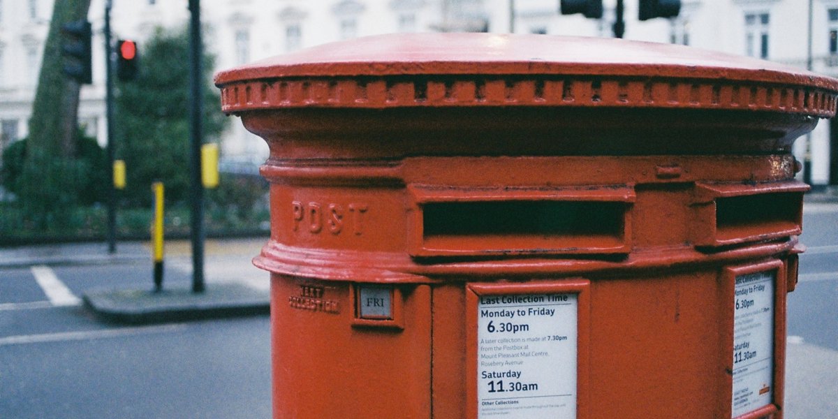 Our range of virtual office solutions include a mailing address with mail forwarding/collection.  A great option to project a professional image for your business whilst keeping overheads down.  bit.ly/3u3BVL6 #virtualoffice #mailingaddress