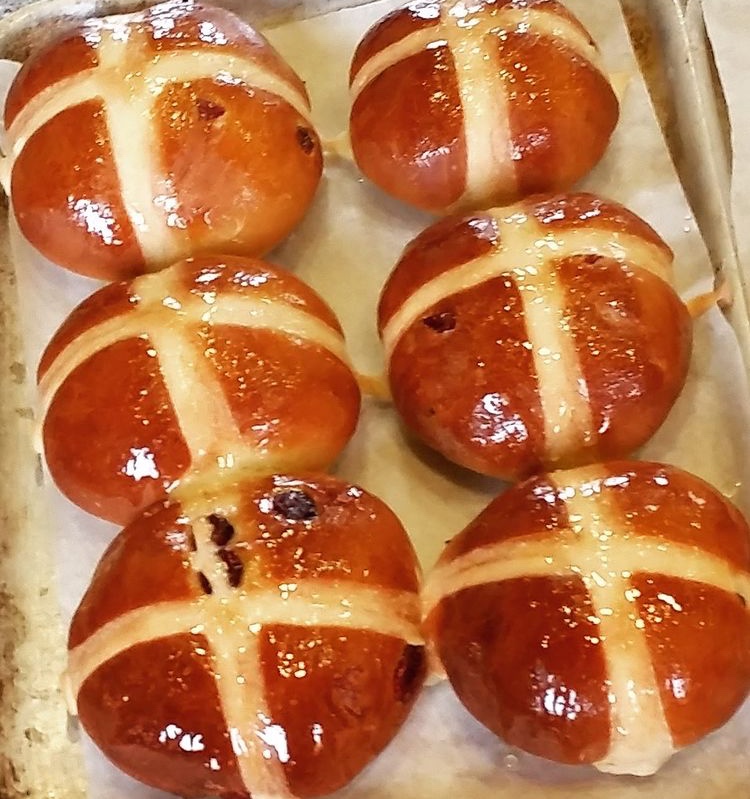 BlackfriarsRest's tweet photo. Easter Sunday plans? There's still time to order afternoon tea including a hot cross bun-making kit https://t.co/xfaX4IRpu1 βπ°
#eastersunday #weekend #tuesdayvibe #tuesdayfeeling #sunny #easter #afternoontea #lunch #food #foodie #newcastle #hotcrossbuns #restaurantathome #ne1 https://t.co/GswEE4lyn7