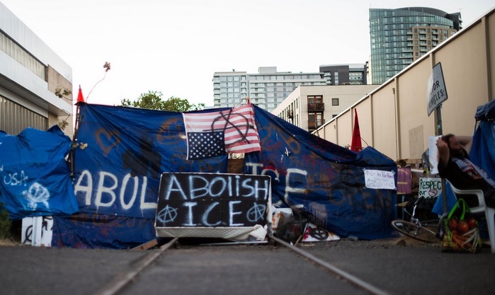 #OccupyICEPDX barricades on the mind... 🥺😎🔥