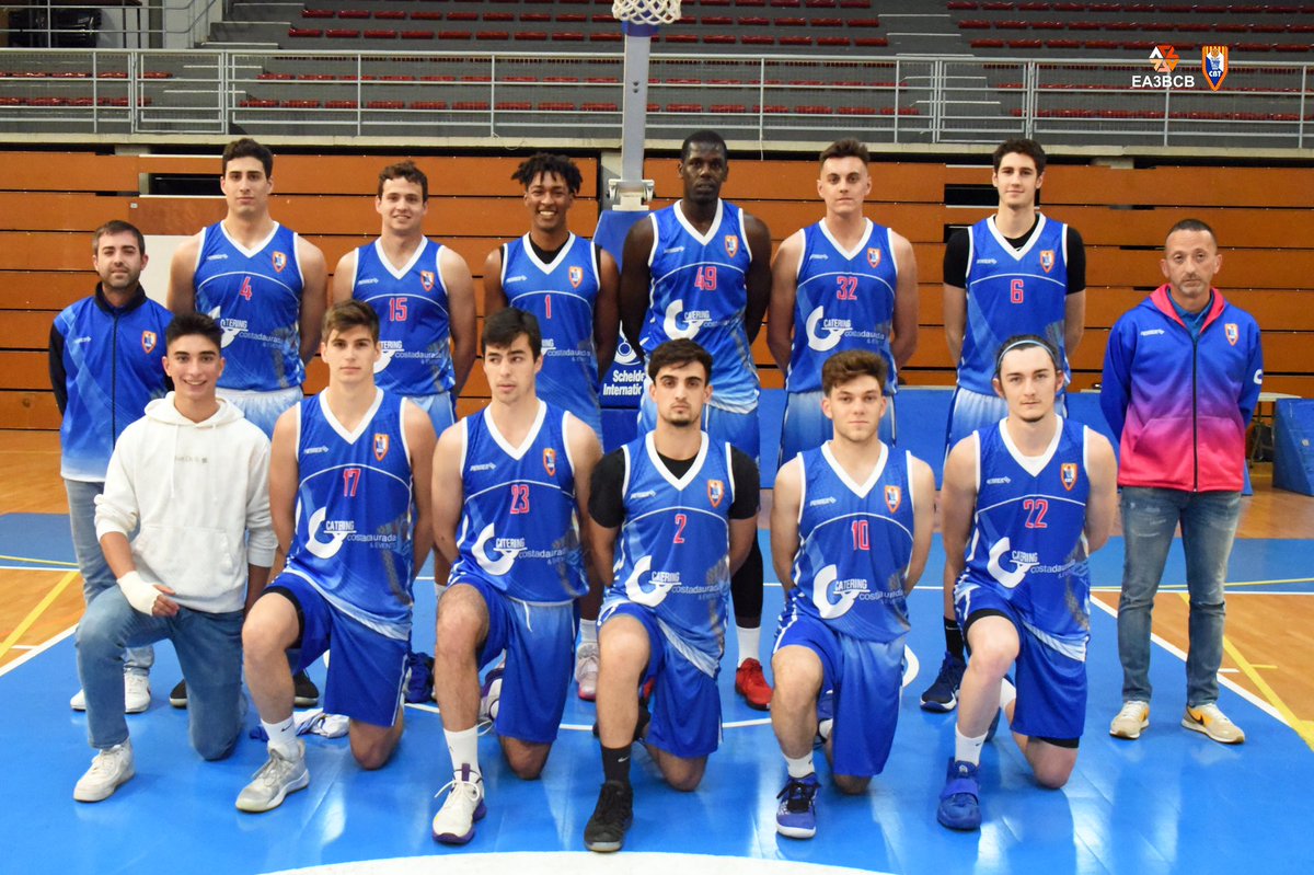 CBT_Tarragona's tweet photo. 📷 Recull de fotografies del derbi del passat dissabte entre el @costadcatering CBT i el @plomssallereus al Serrallo ⛹🏻♂️🏀
📸 @eduardhernando4
#gaudeixcbt #caracterblau #copacatbq https://t.co/l12DowGCxb