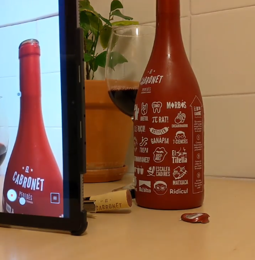 Sobrelias_'s tweet photo. Cata del vino El Cabronet 2018, Can Virgili #wine #winelover #vino https://t.co/QKSXMxRTzu #slowcommunication https://t.co/mbcT3k14RG