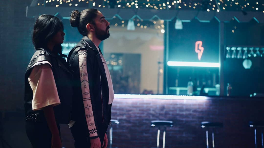 BlueskyFamilyPR's tweet photo. Merci pour tous vos retours sur "Fanstasme" ⚡
2ème extrait du troisième album de @BoosteeOfficiel "Jeunes &amp; Tristes" dispo le 07 mai prochain. 
🎬 Merci à @block8prod et à toutes les équipes pour ce clip, vous aimez? https://t.co/7w06ySHOX2
