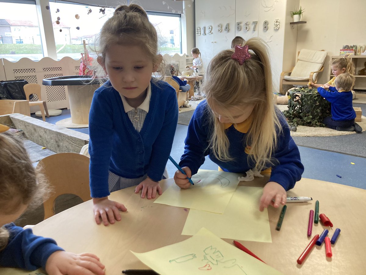 HolytownNC's tweet image. The children are being creative drawing Easter eggs copying the pictures from the 📚 #beingcreative #Easter #learningfrombooks