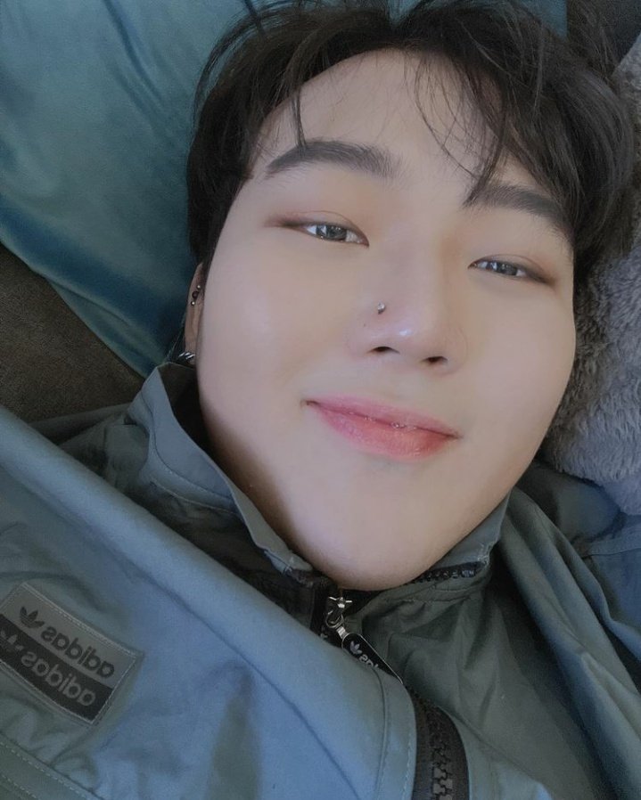 _jinhojunkie's tweet photo. call me mochi 😎

[@_jinhobae 's IG Update] https://t.co/J6jbHVx19N