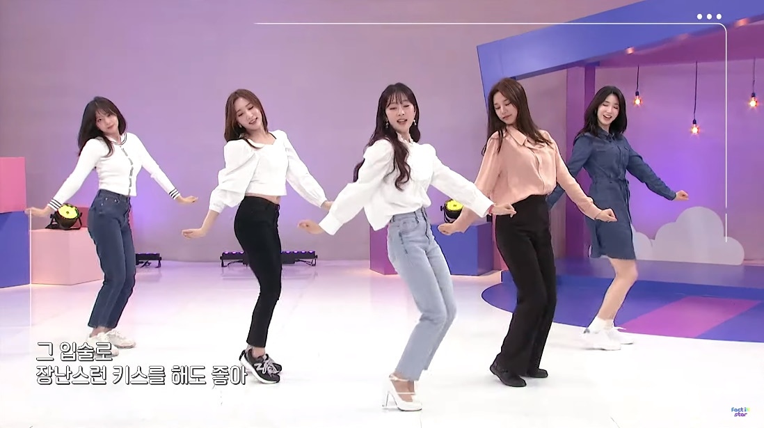 officialLABOUM's tweet photo. [#라붐] [댄스메들리] 라붐(LABOUM) - 아로아로, 푱푱, Hwi hwi (2021 ver.)

🎤https://t.co/568gYX3fVE

#LABOUM 
#유정 #소연 #지엔 #해인 #솔빈 
#아��아로 #푱푱 #Hwi_hwi #팩트인스타시즌2 https://t.co/C55UwKtOBU