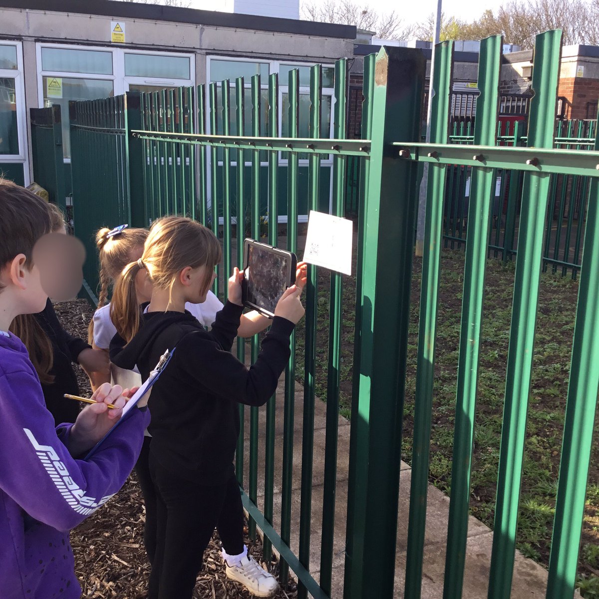 LeysFarm's tweet photo. Class RS have had a wonderful morning in the garden 🪴
An Easter QR code hunt! We solved Maths problems and scanned the matching QR code to reveal a letter , which spelt out an event happening very soon 🐣
#LFJS #computing #maths #outdoorlearning #teamwork #QRcodehunt #easter https://t.co/1Nl9CVLGRo