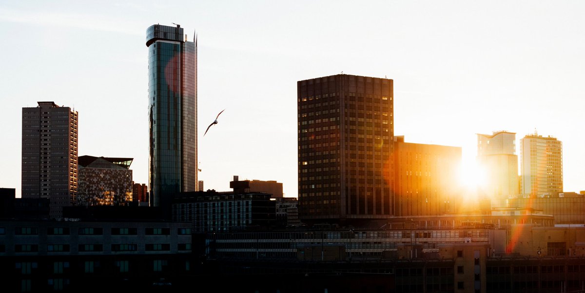 UK100_'s tweet photo. We're excited to be hosting an international summit + conference in July on the UK’s #NetZero future, with
@WestMids_CA + @andy4wm.
Read more👉https://t.co/RI2UMzb5oA…
Register your interest for the conference👉https://t.co/hNumkcns9z
#COP26Local https://t.co/wuLIicixAi