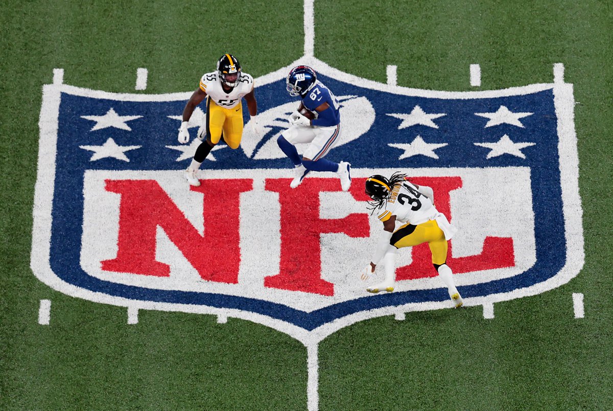 _Faultline_'s tweet photo. NFL doubles TV deal value, questions of sustainability arise...https://t.co/EhlUroxjy6

#SVoD #TV #videonetworks #video #OTT #PayTV #broadband #mobilevideo #streaming #WiFi @NFL @PrimeVideo @espn @comcast @Disney @Apple https://t.co/9FrrOSUCxO