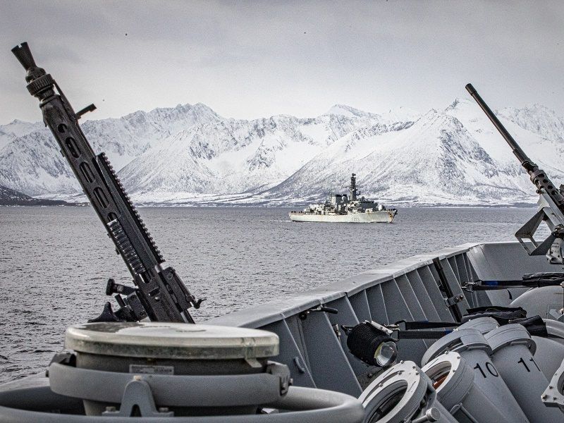 The Norwegian frigate HNoMS Thor Heyerdahl and the British frigate HMS Lancaster have concluded a five-day passing exercise in the North, enhancing allied ability to integrate and safely conduct maritime operations in all domains. Read more here!
https://t.co/YrwVEwzehf https://t.co/SANFcESakn