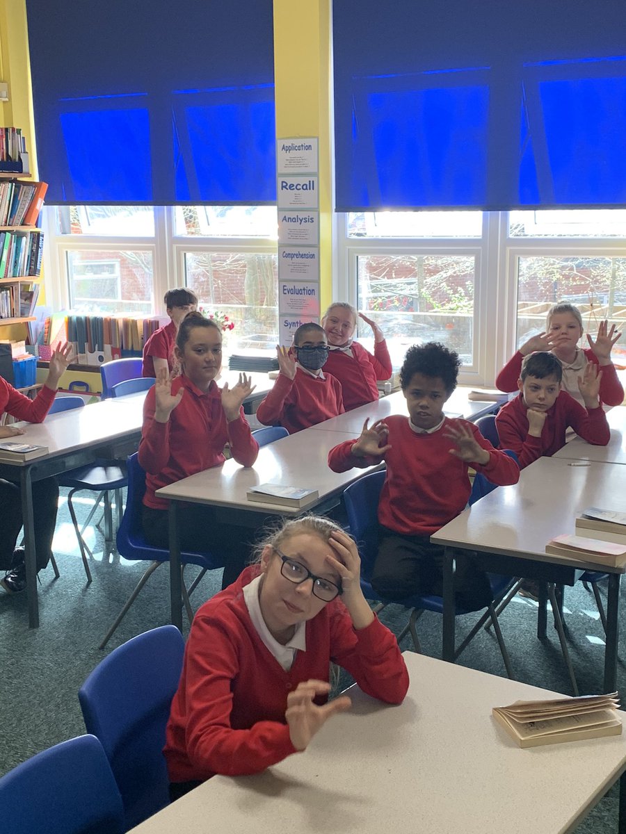 chrisdysonHT's tweet image. 1/3 WHY SATs SHOULD NEVER RETURN.
As we end another funny term we end with the High Schools benefitting from no SATS this year. The current Y6 returned on March 8th with no stress. 4 weeks on and they are the happiest Y6 I have seen in years. No non stop Past Papers ....