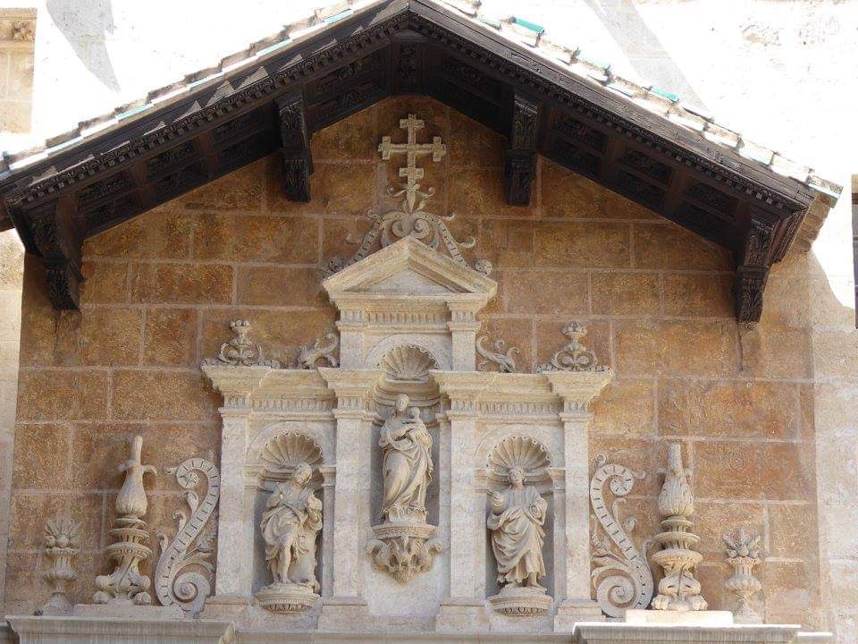 skymanuelima's tweet photo. A Capela Real foi construida entre 1505 e 1517 em estilo gótico e dedicada a San Juan Bautista e San Juan Evangelista. #CapelaReal #Granada #Andaluzia #Espanha #travelphotography #viagens #FotógrafoAmador https://t.co/pFEKltREq0