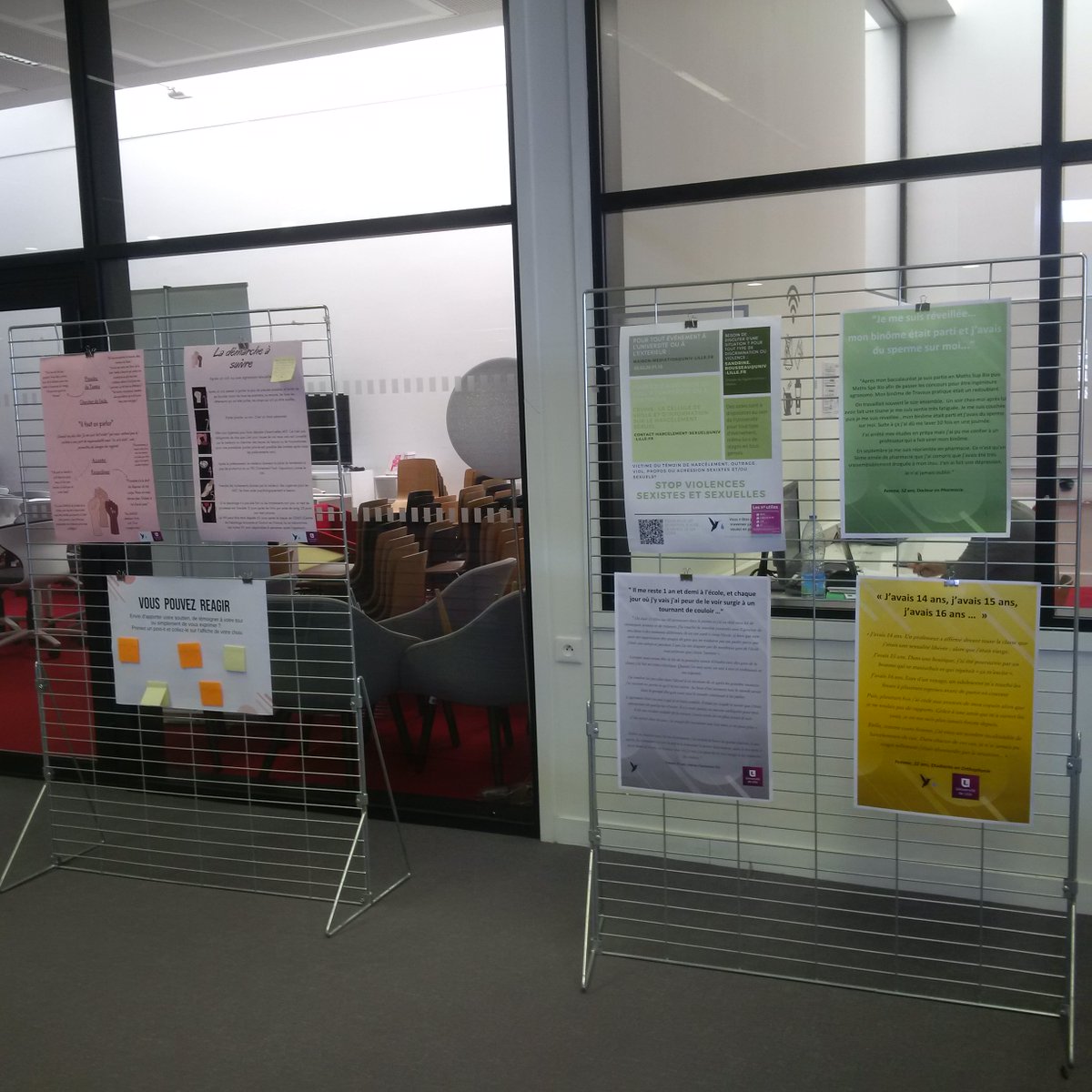 BULilleDG's tweet photo. L'association La Goutte d'Eau vous proposent dans vos #BULDS une #exposition sur le thème "Brisons le silence !" du 22 mars au 16 avril 2021. Les témoignages changeront toutes les semaines !
Venez échanger sur place avec les autres participants.
https://t.co/YukfHeTZre https://t.co/UScgJagSzV
