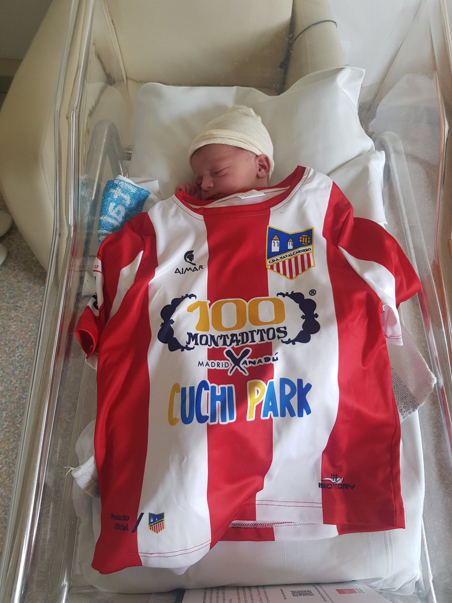 manujaimez's tweet photo. @CDANavalcarnero Muchas gracias familia @CDANavalcarnero .
Mi hijo estará siempre bien protegido.
#VamosNaval
#ManuJR https://t.co/bLLh6v8Zf2