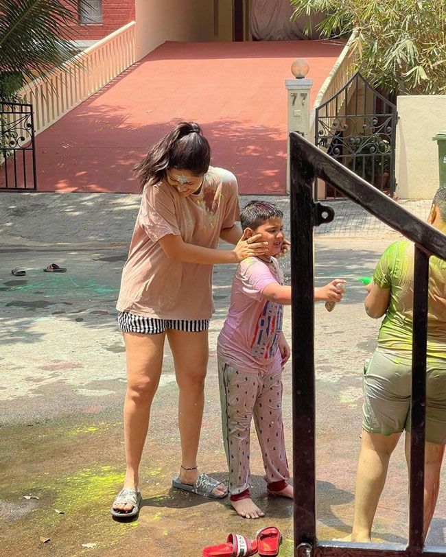 ExtAix7VIAEGL_p?format=jpg&name=900x900