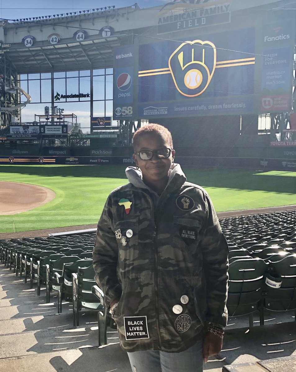 jo_sabir's tweet photo. Today was magnificent! With the trial launching all I could think about was what could I wear that would speak for me?! Thank you @AmFamJack for the compliment. This locally made custom jacket spoke my truth to power today . #amfamproud #blacklivesmatter #mediaday https://t.co/UWPWkP09Tp
