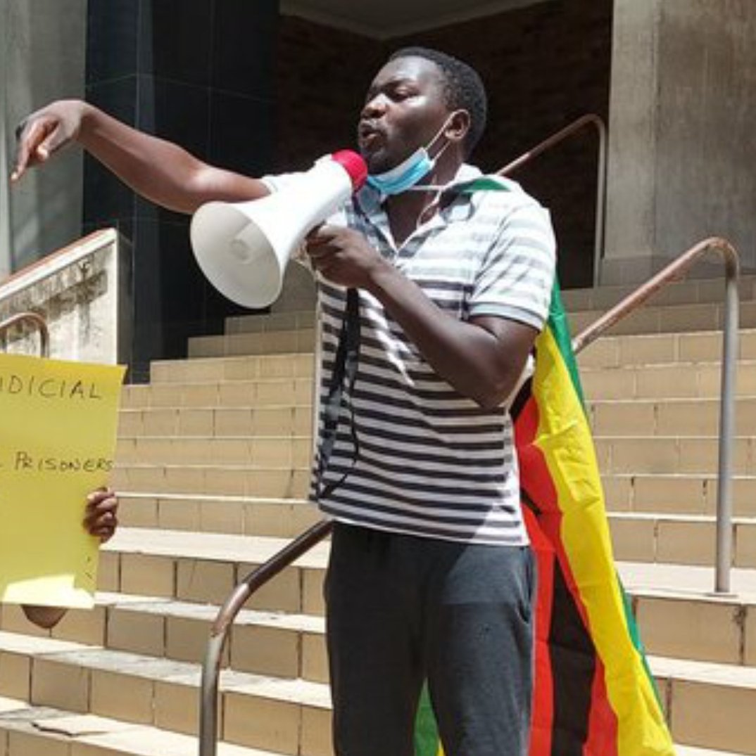 🟥40 days in prison 
🟥Arrested unconstitutionally
🟥All he did was demand a better society
🟥He is innocent 

#FreeMako