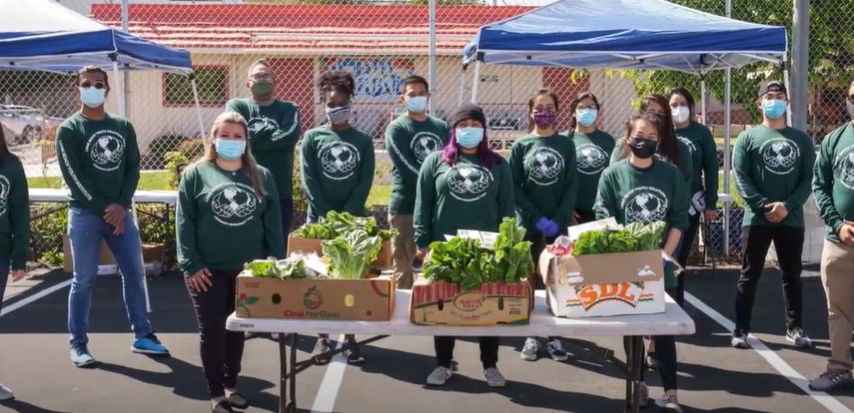 WorldYMCA's tweet photo. The @LongBeachYMCA team launched a project to reduce #FoodWaste and to increase #FoodSecurity
Find out more about our 35 Youth-Led Solutions Initiative environmental projects: https://t.co/6ORZu9cNer
#YMCAYouthSolutions #YMCA4Environment https://t.co/ABJNWxBU54