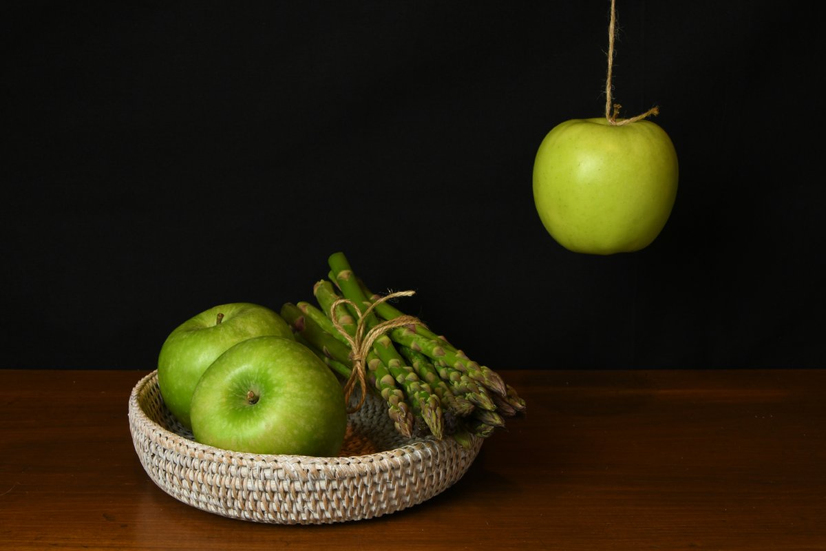 AAPHCourses's tweet photo. #StudentSpotligh: Still life photography by student Edina Mccann as one of the course assignments. 🍏🍐📷

Looking to take your skills to the next level? Have a look at our #photography courses: https://t.co/AYbwzTKITM
#stilllifephotography #photographycourse #AAPH https://t.co/mySP2NNowS