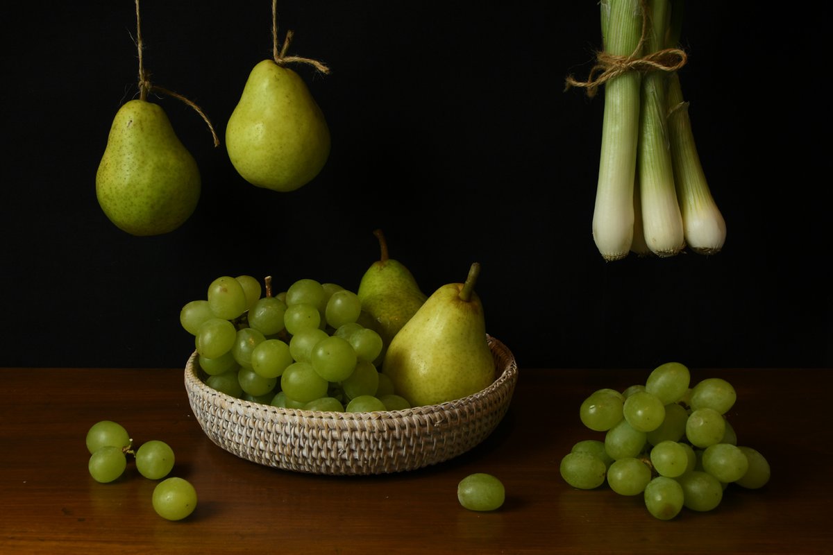 AAPHCourses's tweet photo. #StudentSpotligh: Still life photography by student Edina Mccann as one of the course assignments. 🍏🍐📷

Looking to take your skills to the next level? Have a look at our #photography courses: https://t.co/AYbwzTKITM
#stilllifephotography #photographycourse #AAPH https://t.co/mySP2NNowS