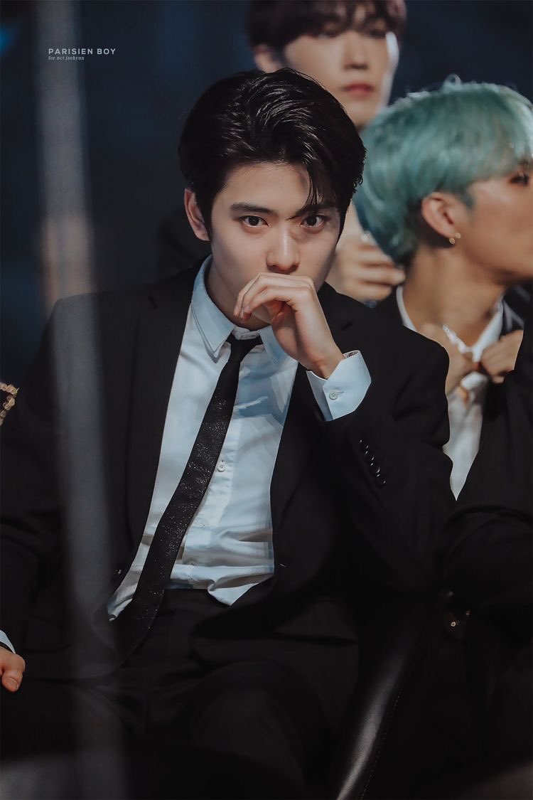 opqrstara's tweet image. by my side

— jaehyun lokal au