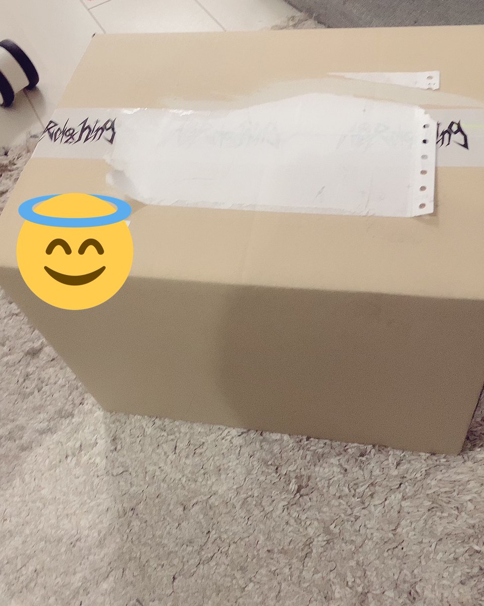 Sazuki Nierの新春応援boxスーパー届いた めっちゃ当たりでは ๑ ๑ ボトムスとアリスのスカート入ってたし シンプル多めで助かった 可愛いし最高 ˊᗜˋ Nier Nier Tokyo