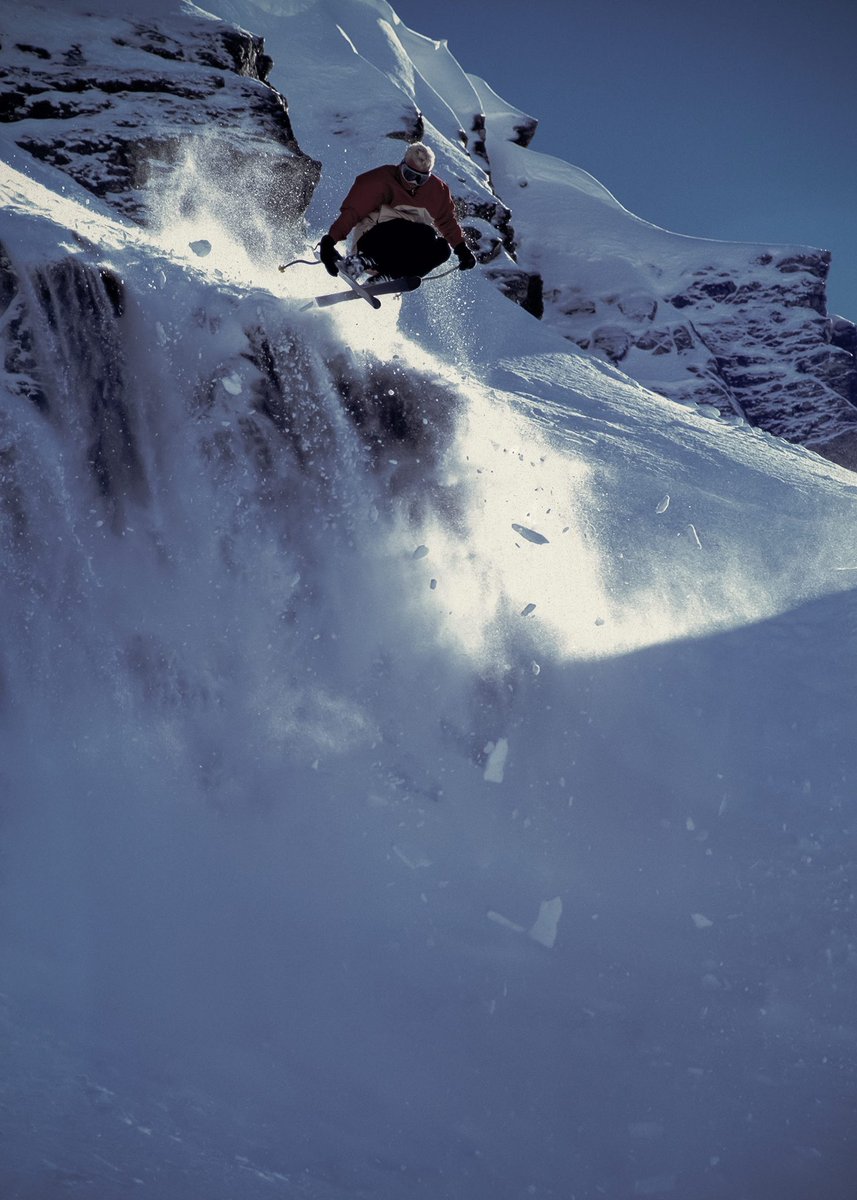 Ross Woodhall tweet media